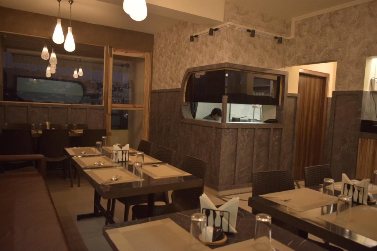 Hotel Travellers Inn Σιλόνγκ Εξωτερικό φωτογραφία